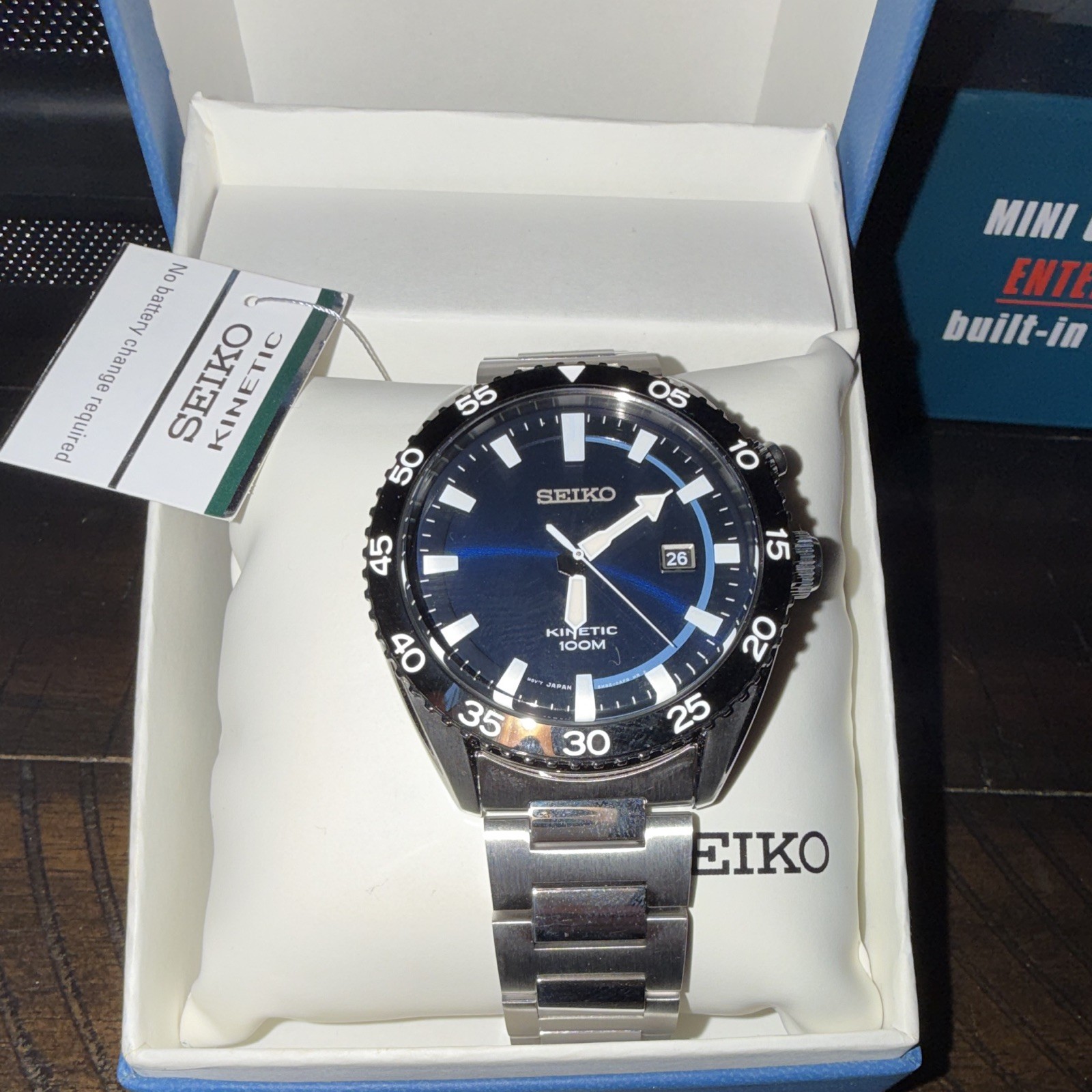 Seiko Kinetic Men’s Watch – 42mm Blue/Black Dial, 100m, Steel Bracelet w/ Box