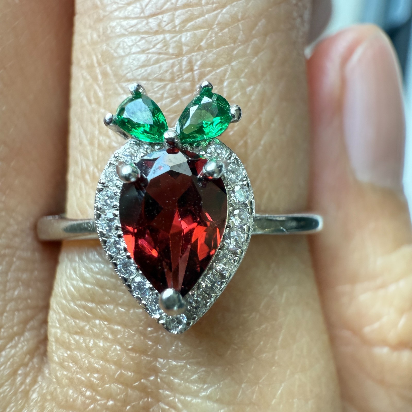 925 Sterling Silver Ring 7x5mm Natural Rhodolite Garnet Zircon Carrot Diopside