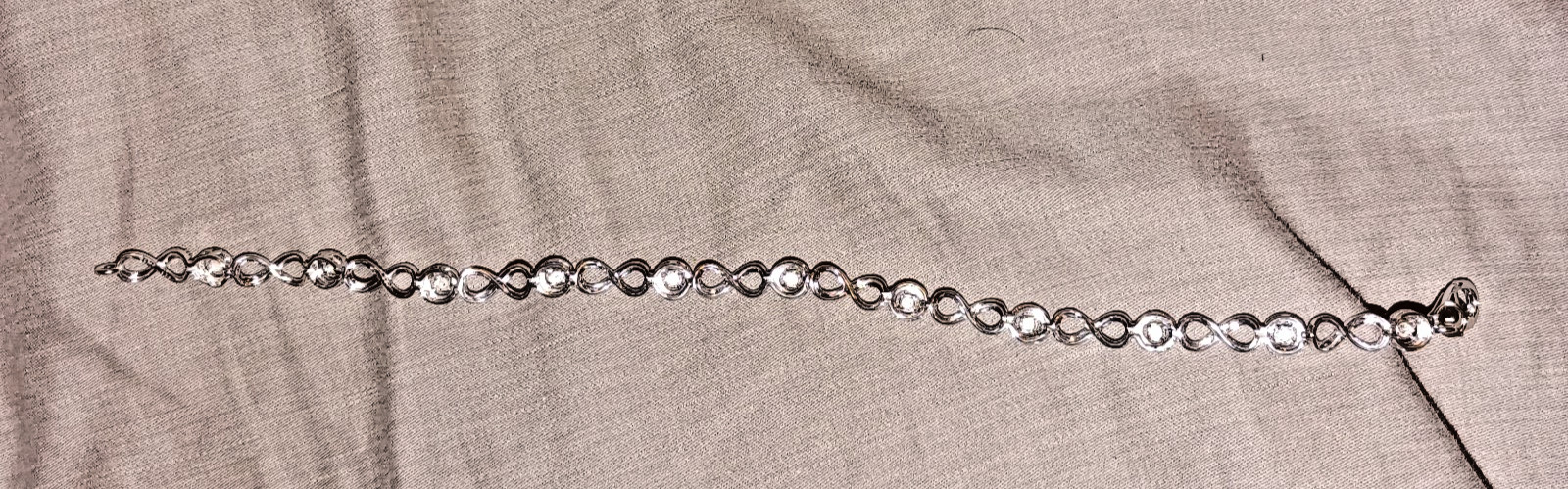Zales Sterling Silver Bracelet 7 Inches New in Box
