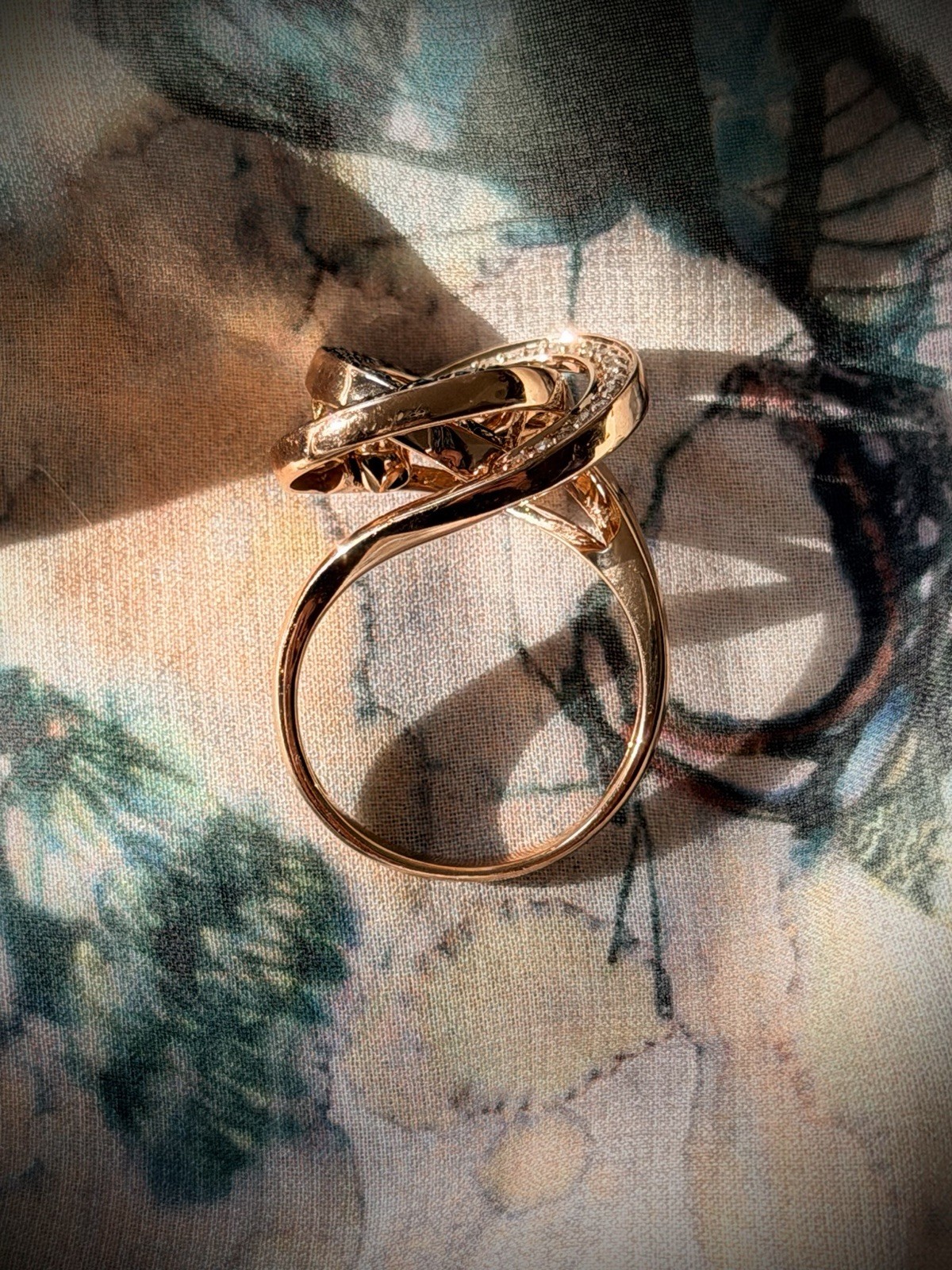 14k Rose Gold & Diamond Trinity Ring