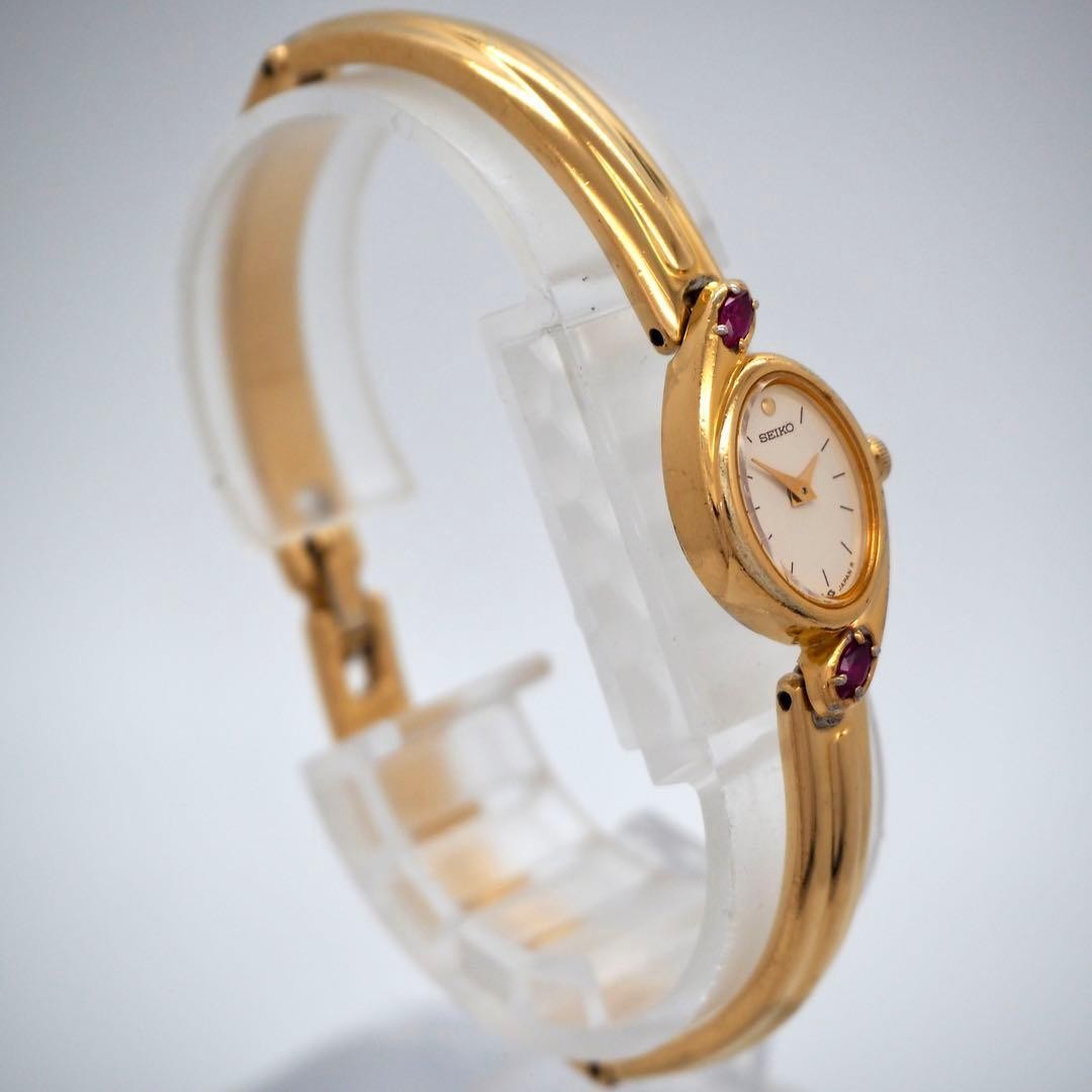 617 Working SEIKO Watch Oval Color Stone Women Gold