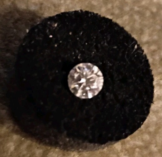 1 Ct Round Lab Grown Diamond E VS1 IGI Cert + Bundle Lot 38 Baby Diamonds Melee