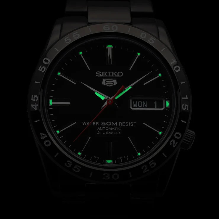 Seiko 5 Automatic SNKE03K1(SNKE03KC) Black Dial 21 Jewels Men’s Watch NEW Japan