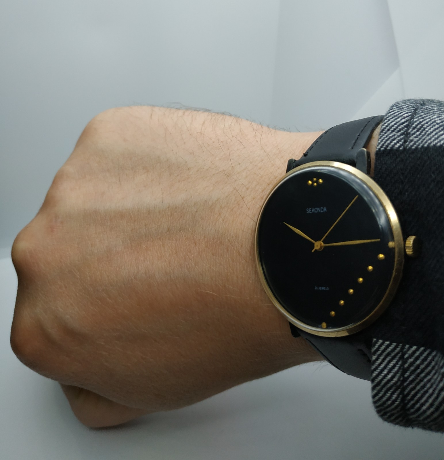 Men’s Dress Vintage Watch SEKONDA USSR Mechanical Zarya Retro Soviet 21 jewels ☭