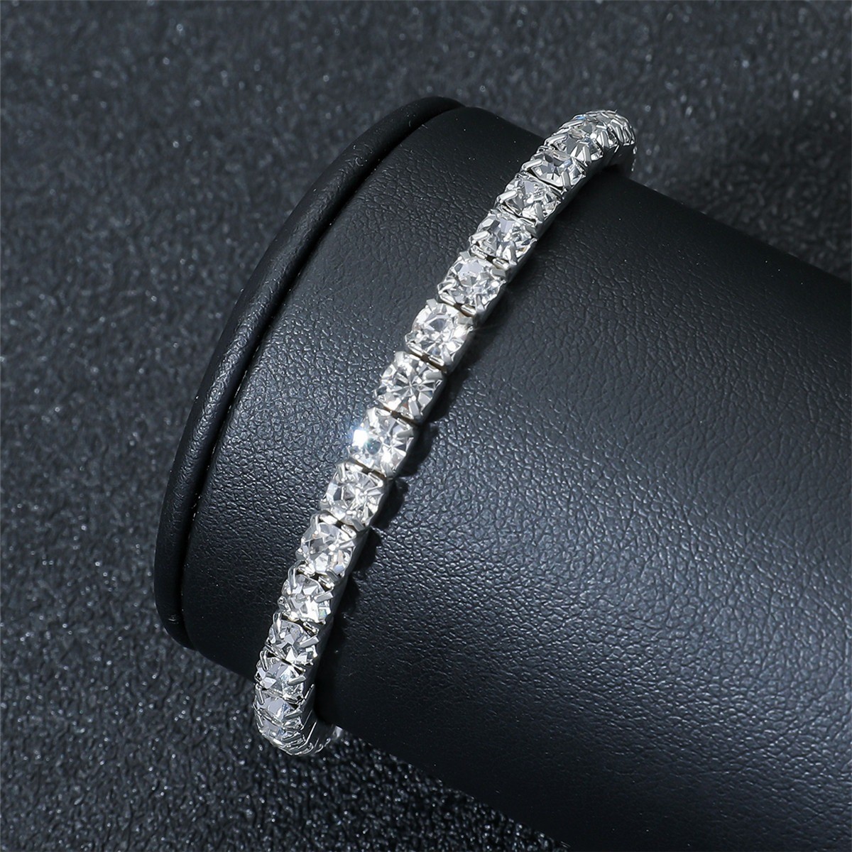 Random 10Pcs Women Crystal Rhinestone Stretch Bracelet Bangle Wristband Bling