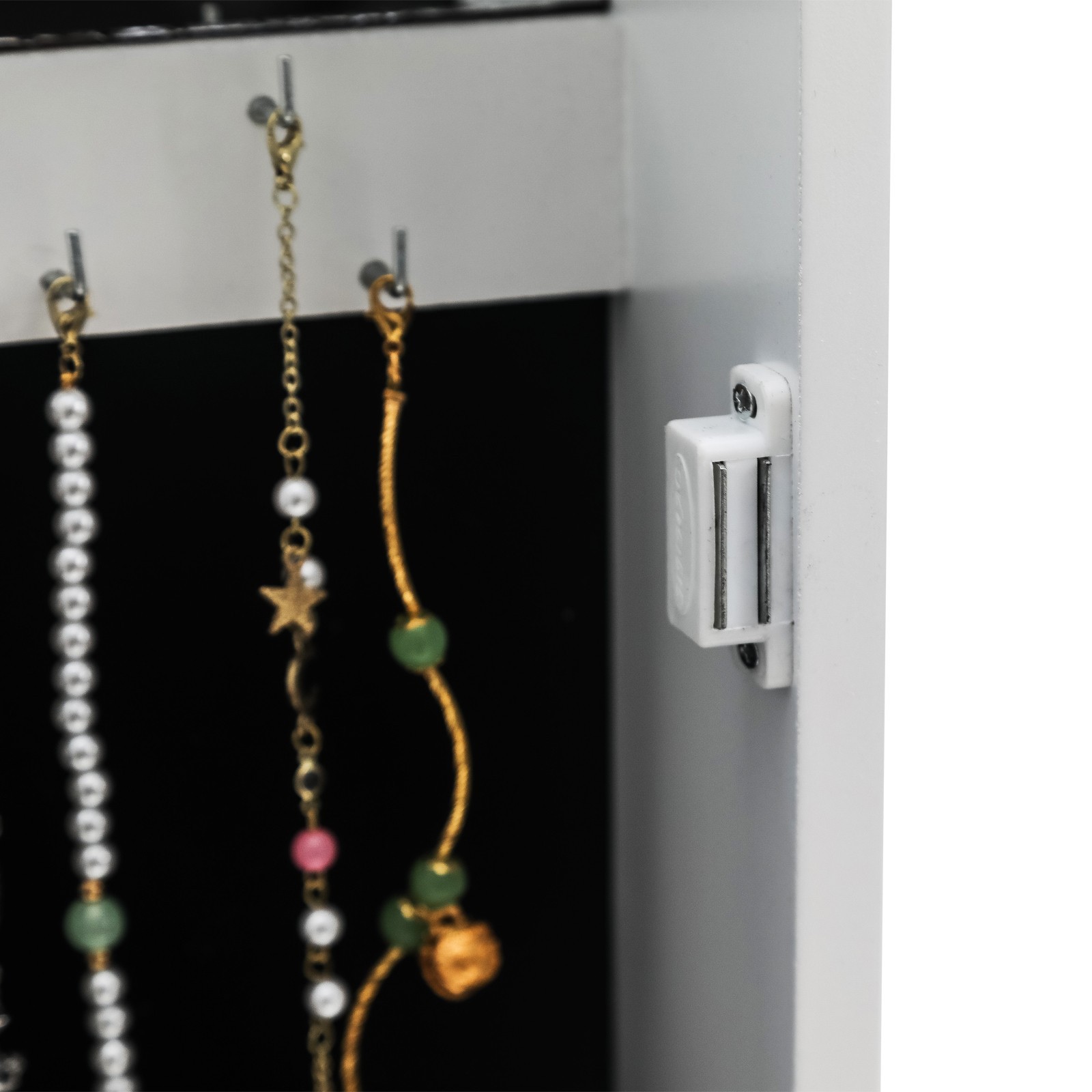 Simple PVC Wood Grain Coating Photo Storage Damp-proof Jewelry Mirror Cabinet