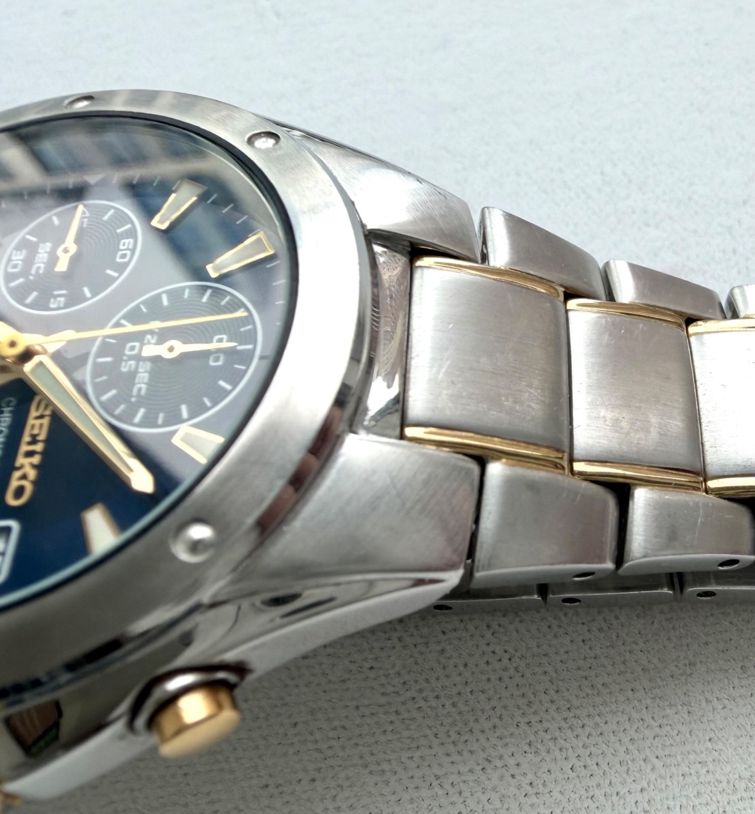 Seiko 2-Tone Chronograph Blue Dial Watch 7T92-0FX0 New Battery SND585