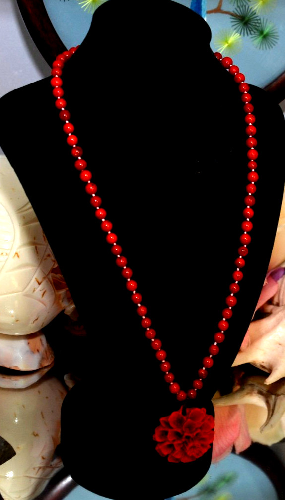 Beautiful coral necklace bamboo coral approx. 6 mm round and lacquered flowers approx. 46-51 cm