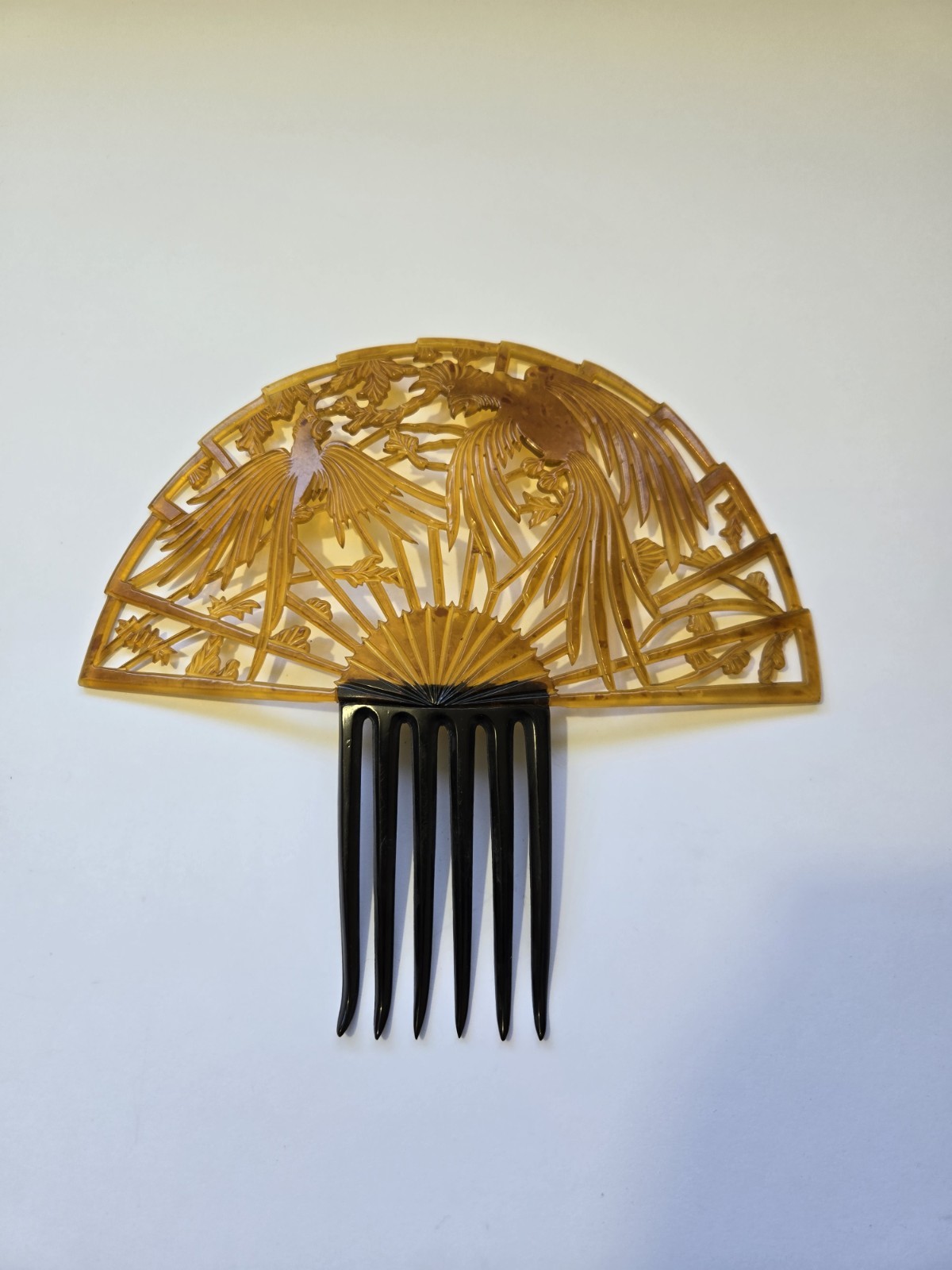 Vtg Large Art Nouveau Hair Comb Honey Amber Celluloid Figural Parrots Curved 8″