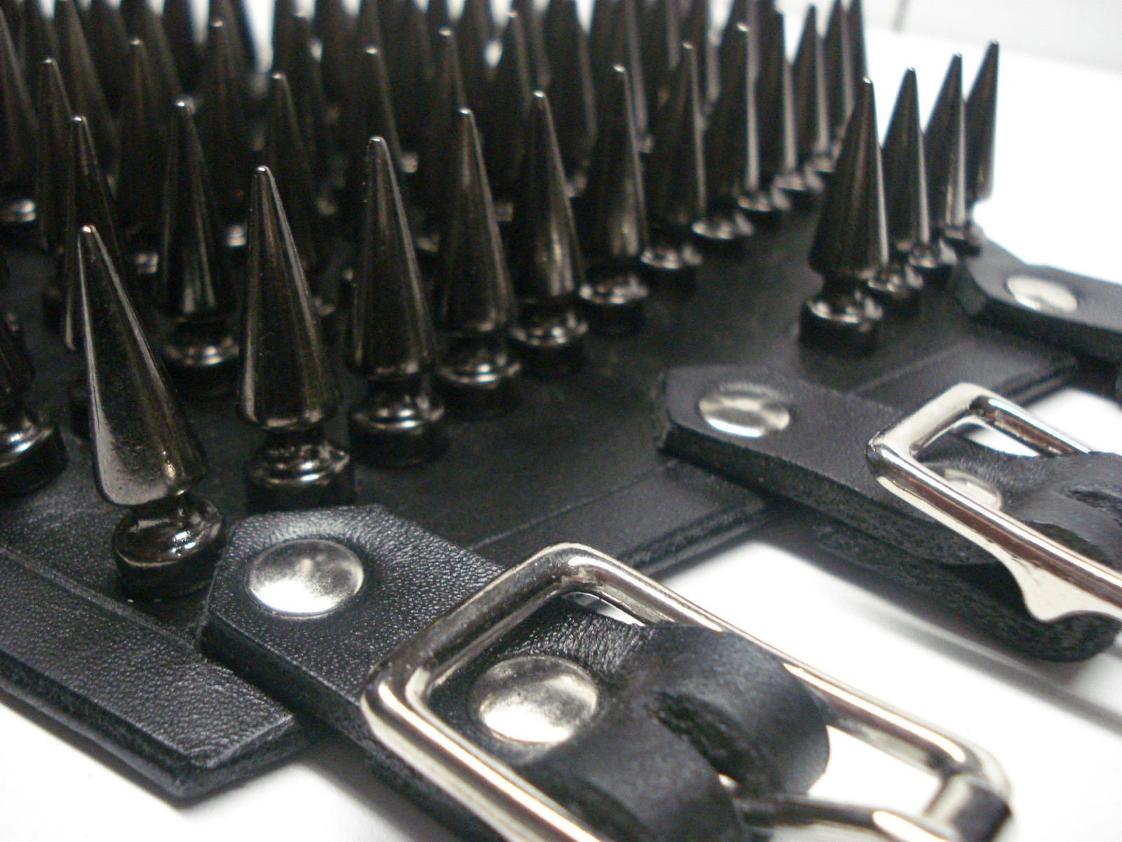 Black Chrome Spikes Gauntlets.BLACK METAL. (MDLG0242)….. KULT OV AZAZEL’S