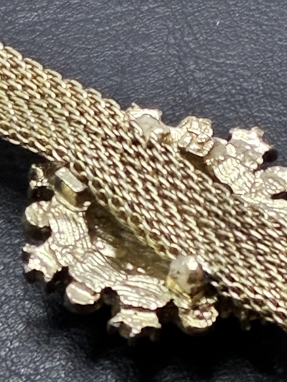 Vintage Signed Florenza Gold Mesh 7″ Fold-Over Clasp Bracelet Rhinestone As-Is R
