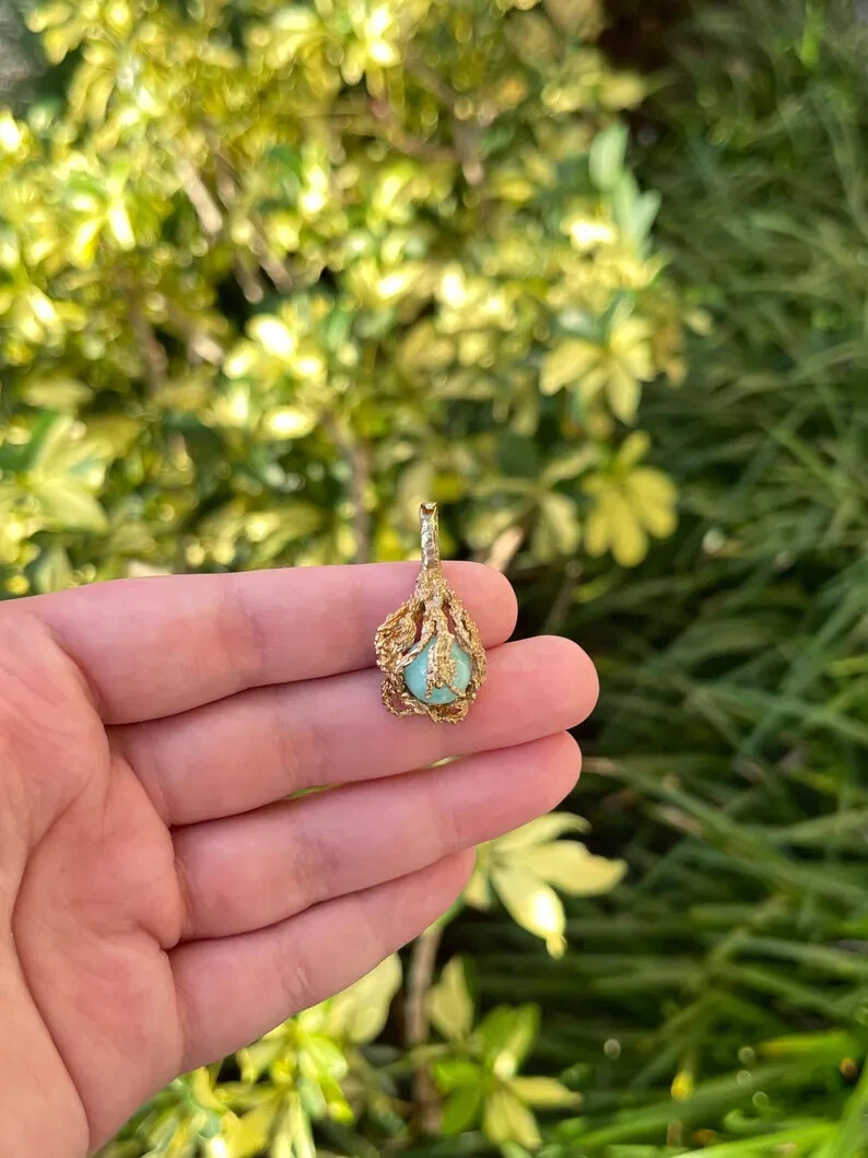 6.80 Carat Colombian Emerald Sphere Cabochon Nugget Cage Pendant Gold 14K
