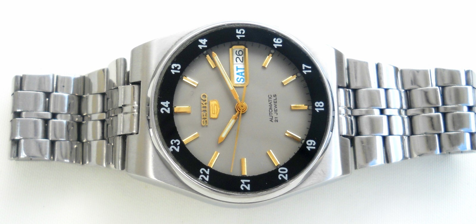 Vintage Seiko 5 Railway Time Automatic Watch 7S26 See Through Exhibition Back