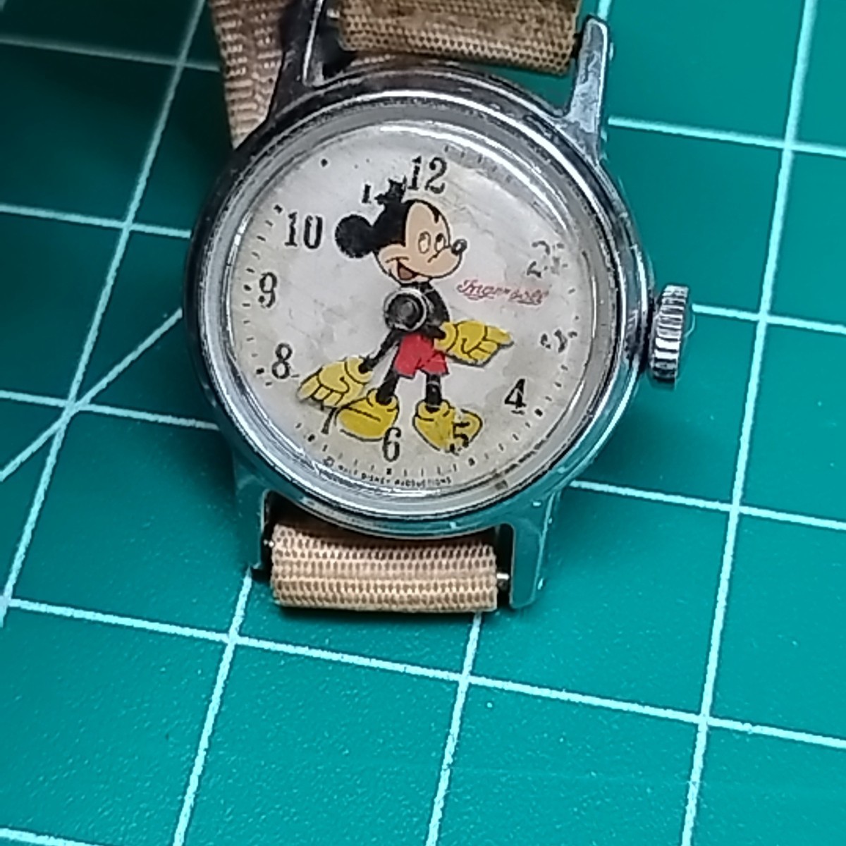 Vintage Timex Ingersoll Mickey Mouse Chrome Round Womens Wristwatch, READ
