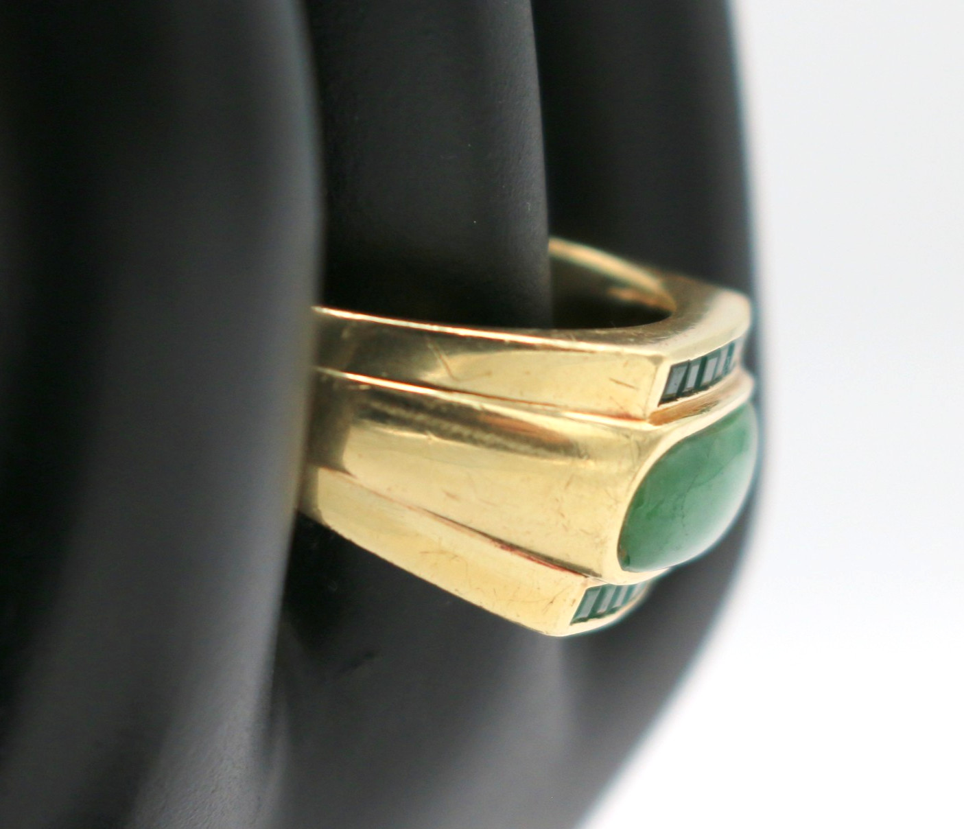 Vintage 750 18k Yellow Gold Cabochon Jade Emerald Cocktail Ring 12g Size 11
