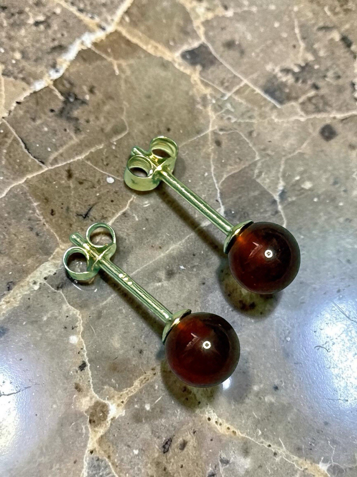 Genuine 5mm Chalcedony Cornelian 9ct Gold Earring Studs 1 Carat Approx