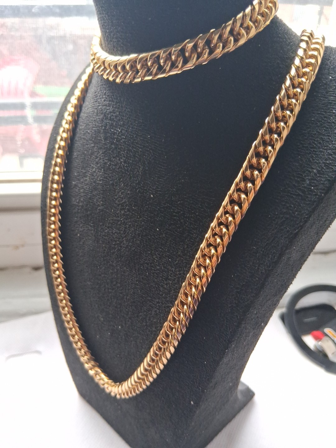 Curb Chain Choker Necklace 20-22 inches And Bracelet Set 7.50-9.0in) In lON