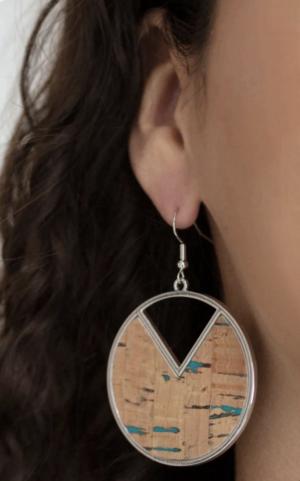 Round Cork Inlay Silver Tone Hook Dangle Drop Earrings Tan Silver