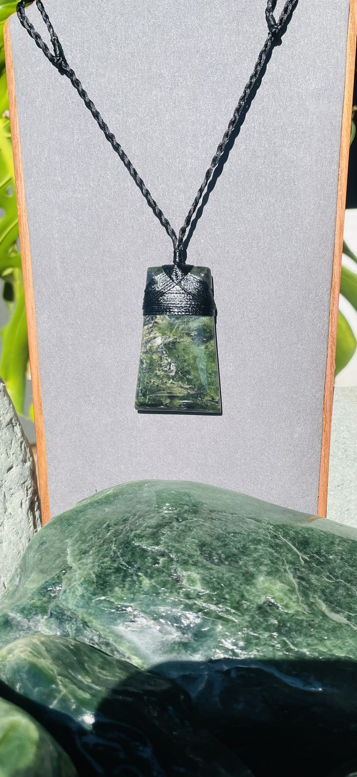 Toki Jade Pendant, (New Zealand, Pounamu, Greenstone)
