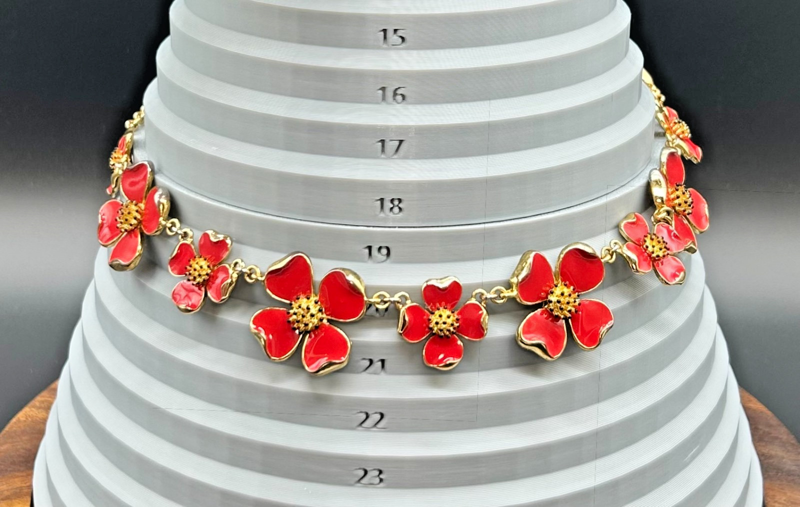Ann Taylor Red Enamel Flower Statement Necklace Gold Tone Dogwood Bib NWOT MINT