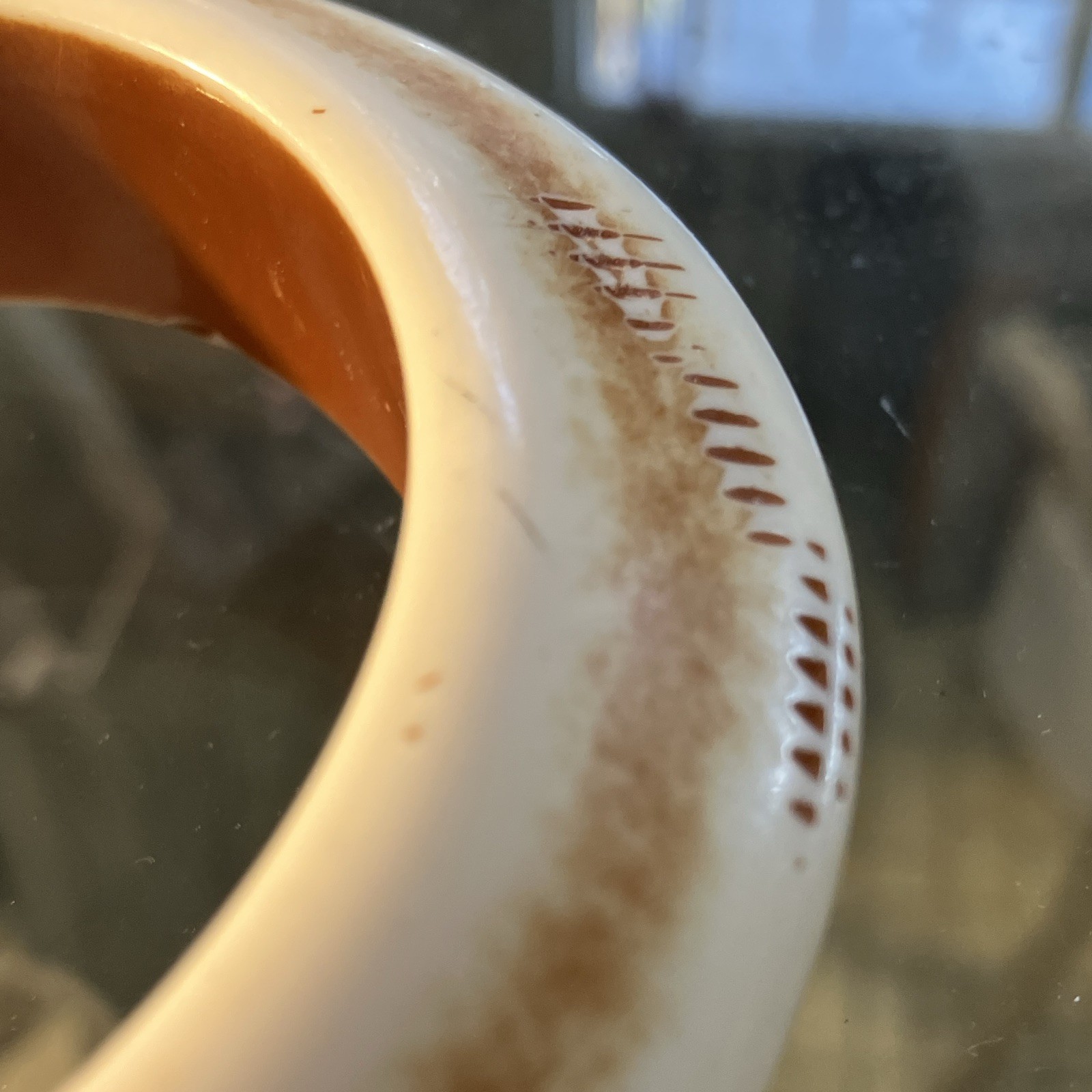 Ivory & Brown Round Bangle Cream.