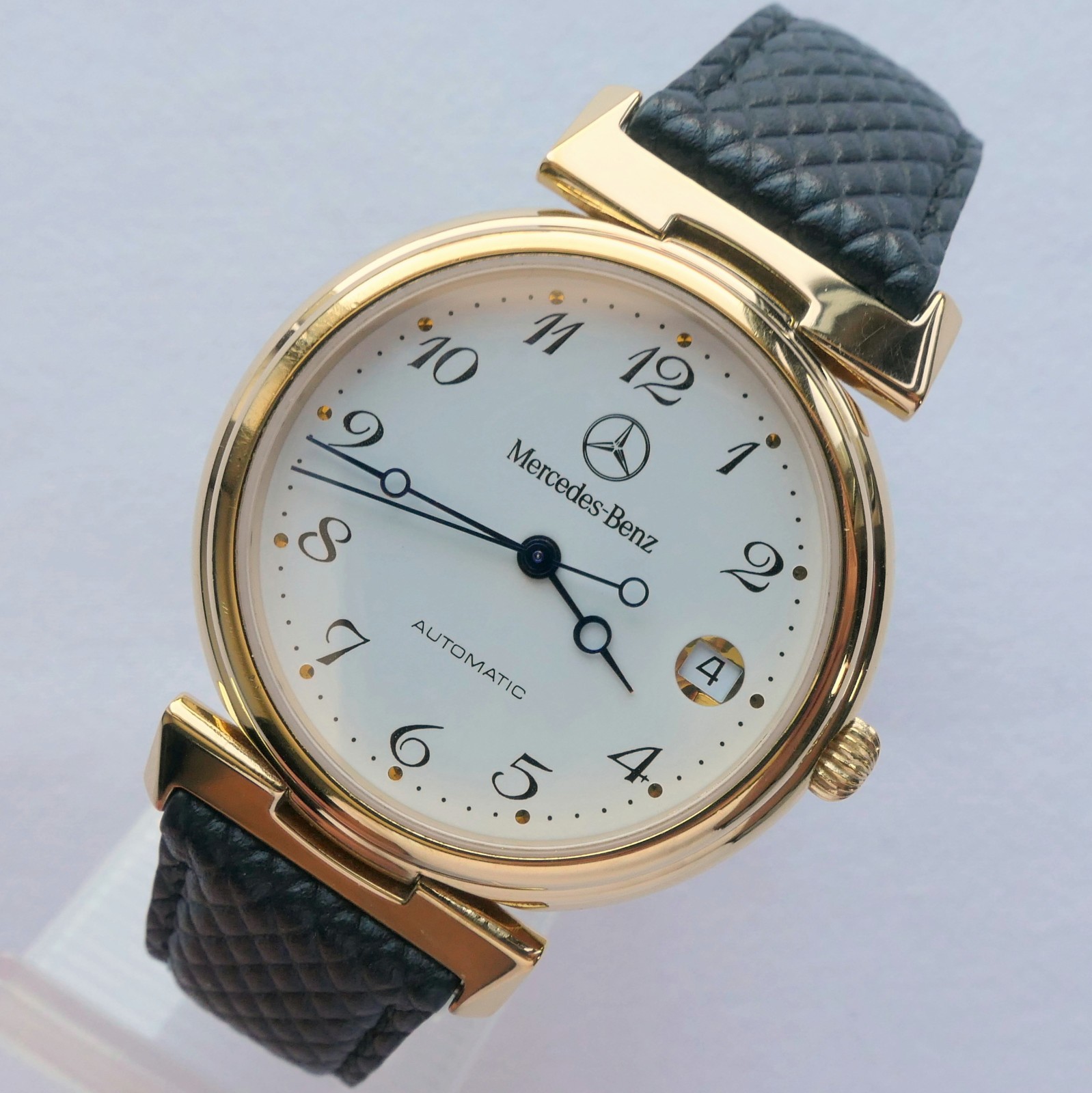 Mercedes Benz Made in Germany Classic Car Accessory Luxury Swiss Automatic Watch