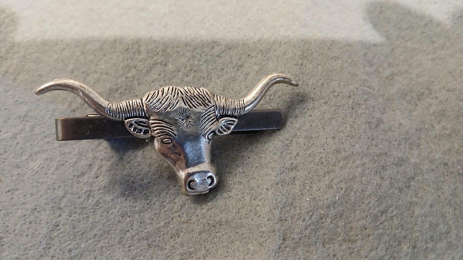 Vintae Style Bull Tie Clip Clasp Bar Great Gift Birthday Every Day