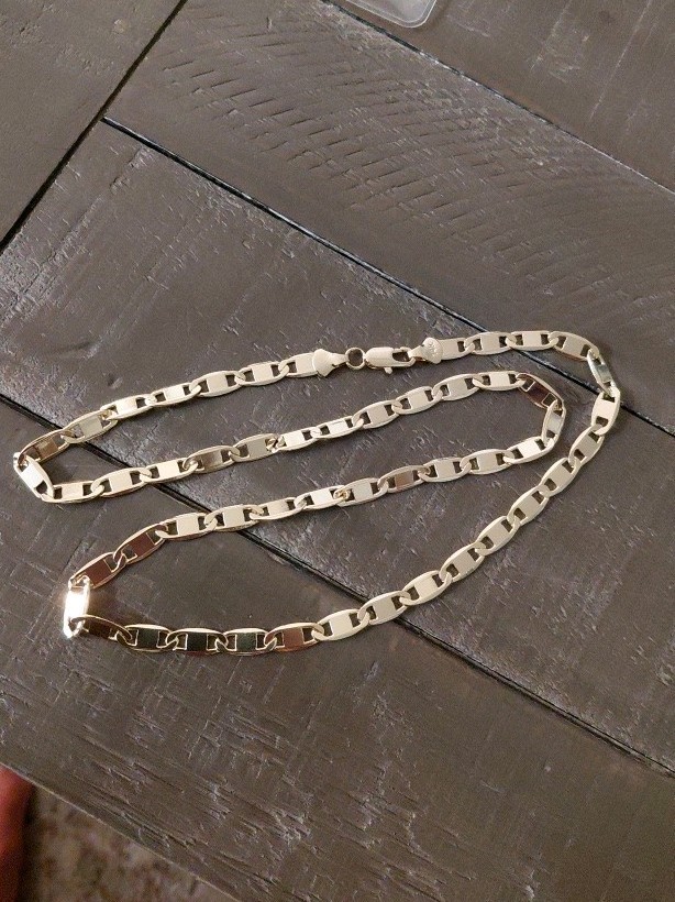 14K Yellow Gold Plated Valentino Figaro Chain Necklace 24in Lobster Clasp Signed