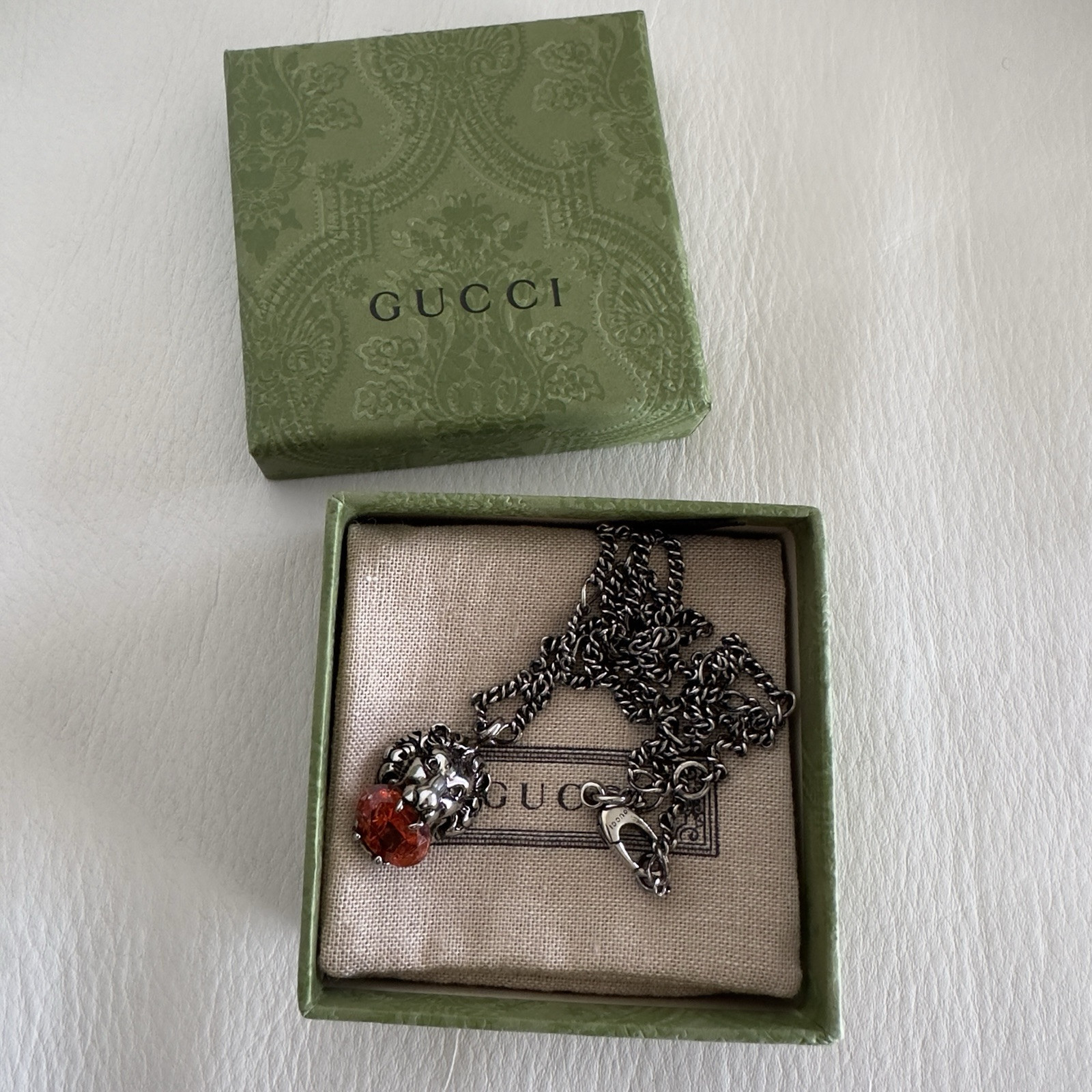 NEW GUCCI Necklace Chain logo Lion Head Orange Stone Silver 100% Authentic