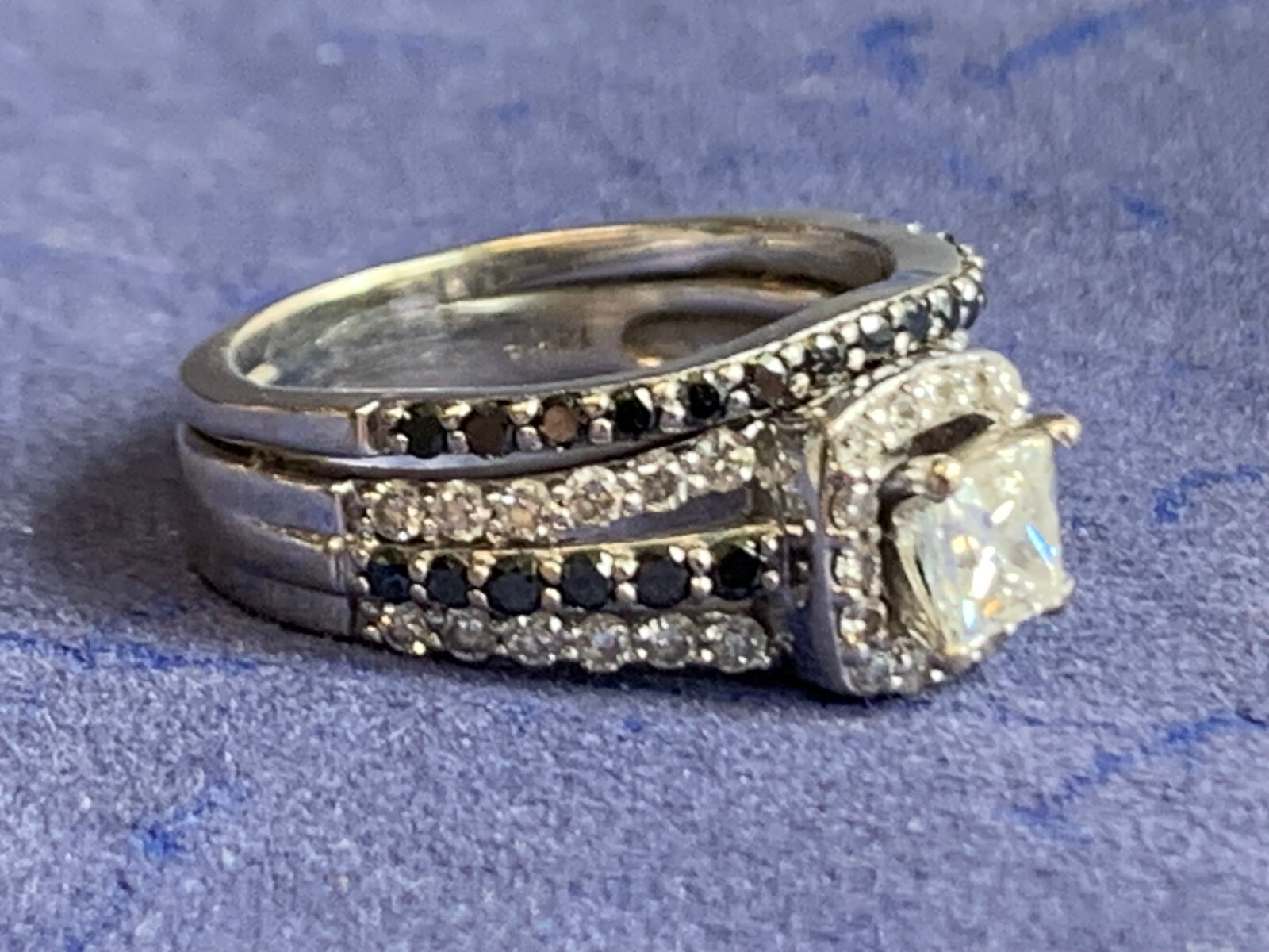 14K White Gold Diamond Ring 5.67g Fine Jewelry Size 5 Band Black Stones *READ*