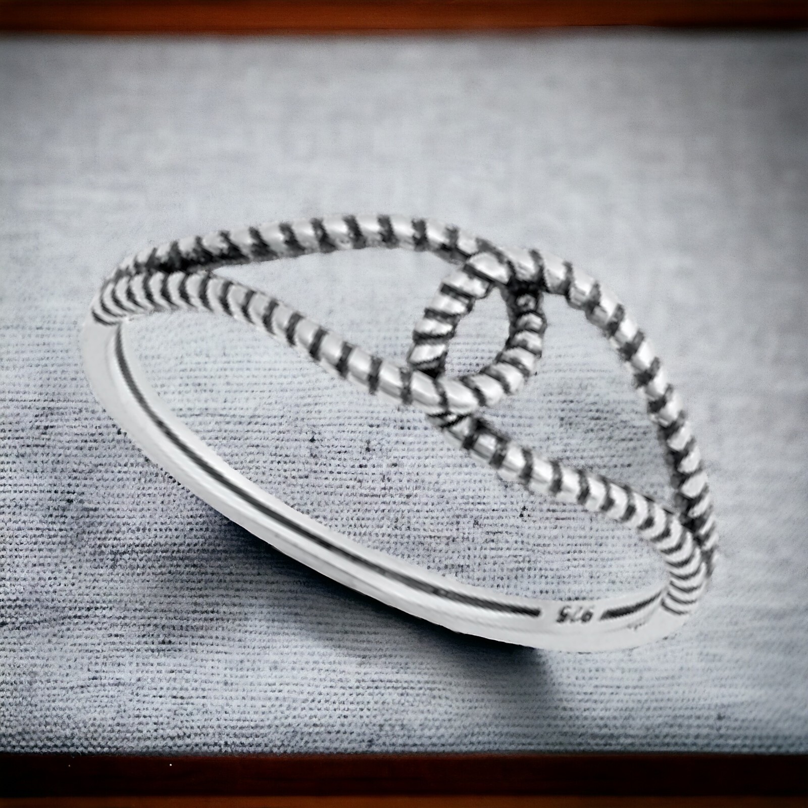 925 Sterling Silver Link Knot Rope Ring Band Sz 9 Celtic Twist Love Promise Gift