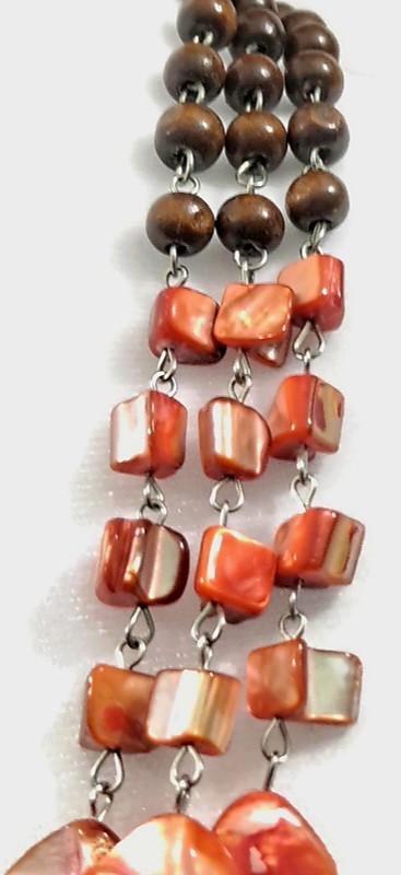 Iridescent Peach Mother of Pearl Shell 3-Strand Statement Necklace & Earring Set