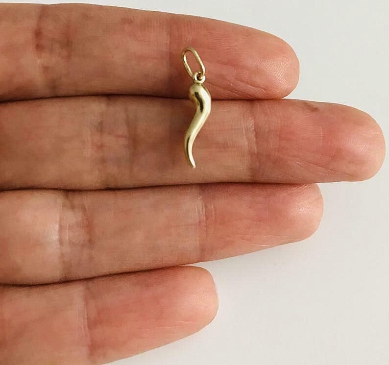 10K REAL Gold Italian Horn, Cornicello, Chili 18mm Pendant, Necklace – K6390