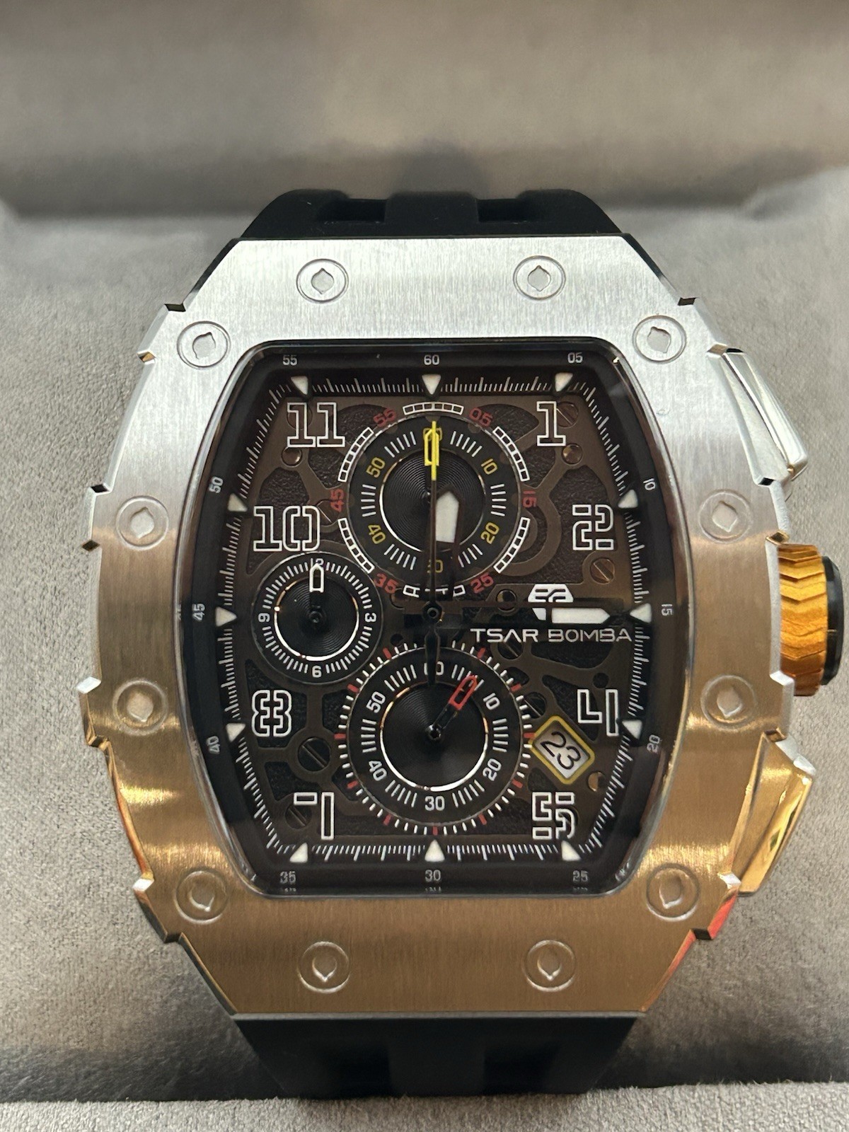 TSAR BOMBA TB-8204Q Luxury Men’s Chronograph Watch – Sapphire Glass, Quartz, 50M