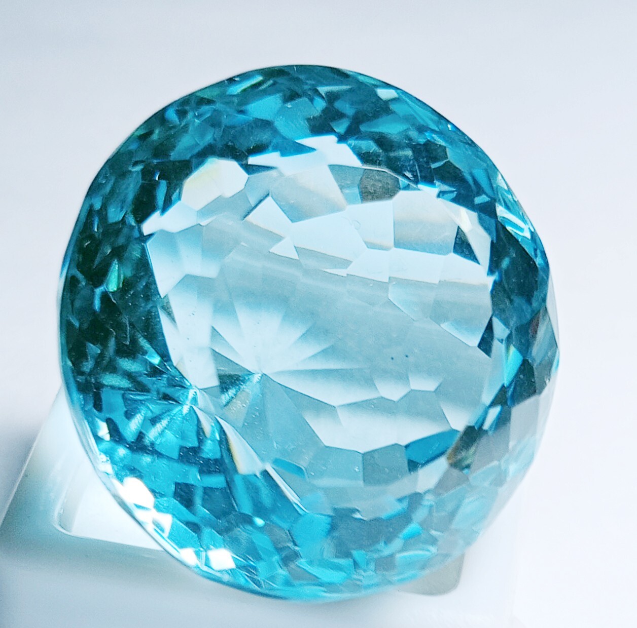Aquamarine Round Cut Ocean Blue EGL Certified 90-92 Ct Natural Loose Gemstone