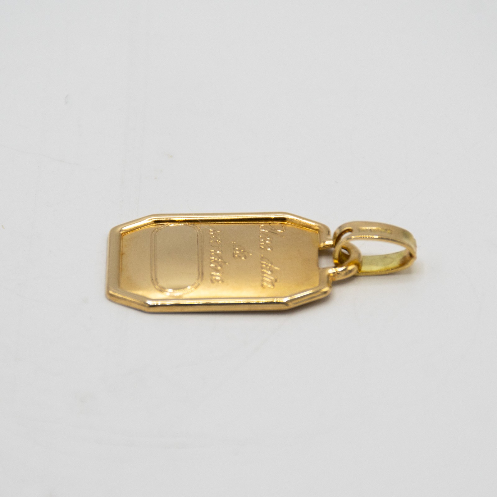 18kt Yellow Gold Pendant “A Date to Remember” E.28