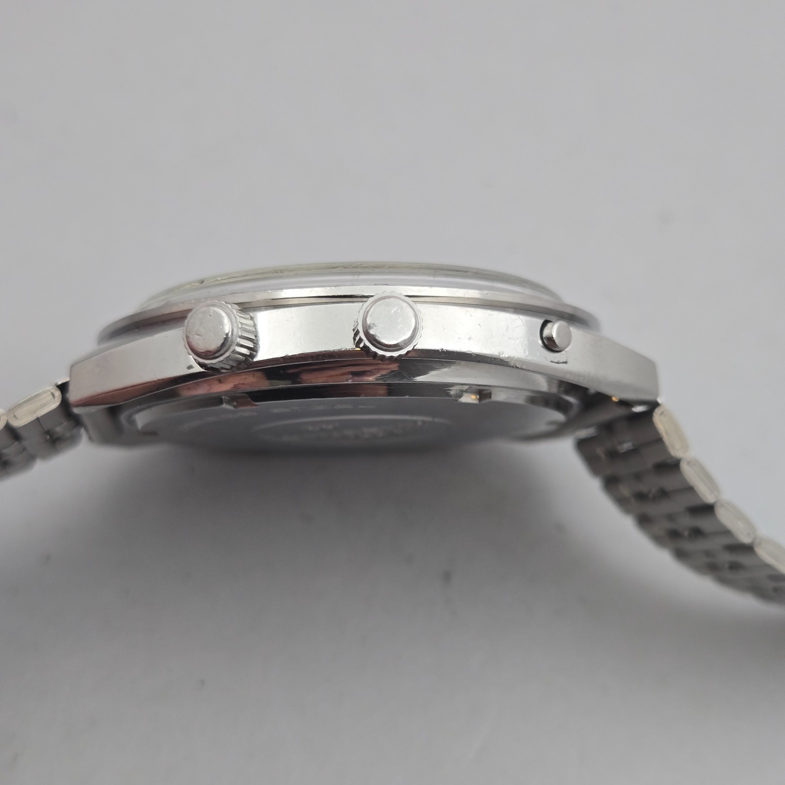 Vintage Wittnauer 2000 Men’s Automatic watch W102 perpetual calendar 1970s