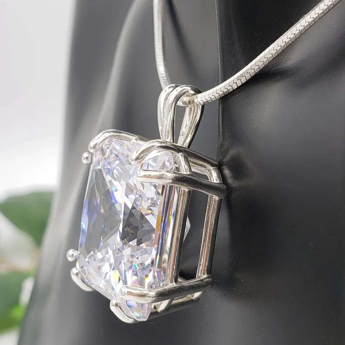 RARE 35 Ct Certified Treated Lovely White Diamond Solitaire Pendant, 925 Silver