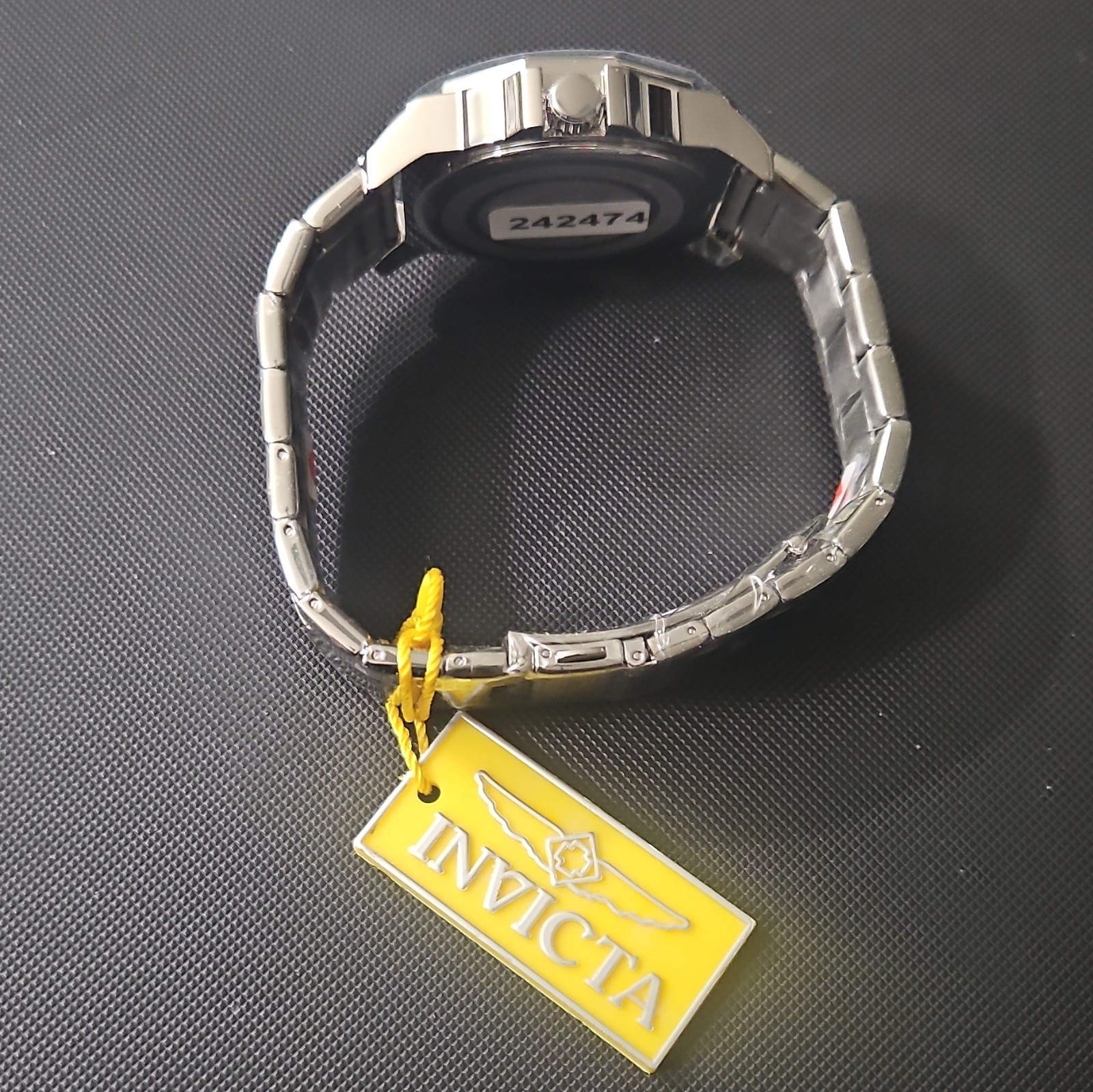 Invicta 46833 Quartz Stainless Bracelet Green Sunburst Dial Octagon 30m Box