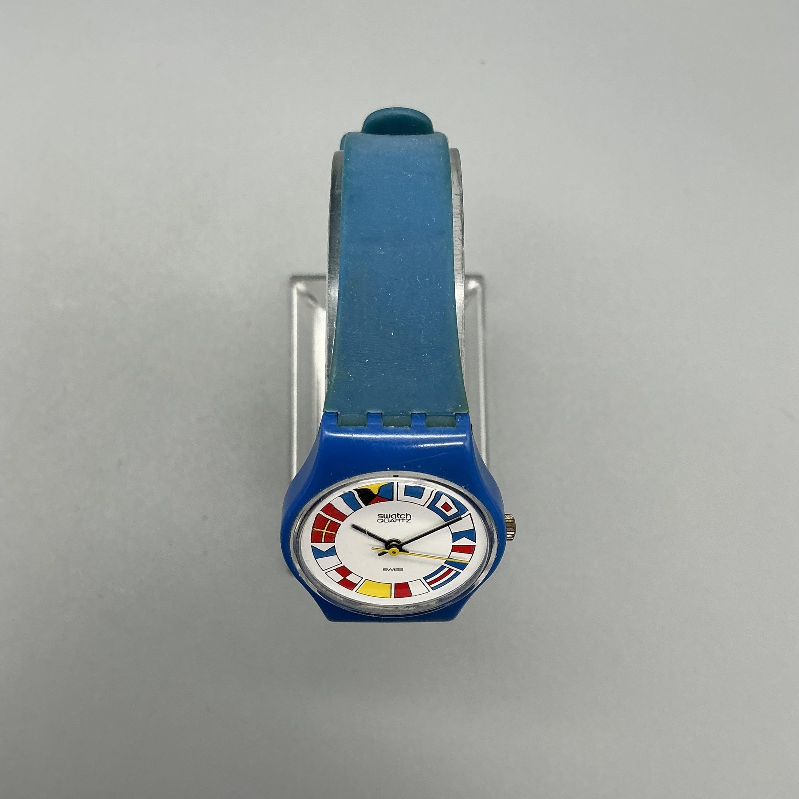 Vintage 12 Flags Swatch Womens Watch 25mm Nautical Flags Blue New Battery