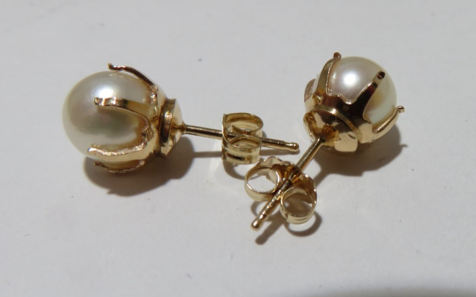 14K YG 6.90 mm ROUND CULTURED PEARL STUD EARRINGS 2.00 grams (AI-2765)