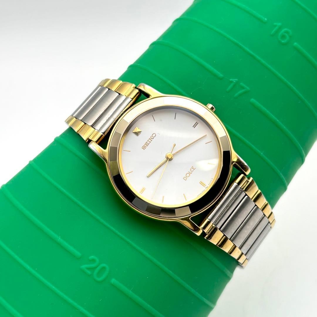 Rare item SEIKO Dolce 5S21 sweep second new battery