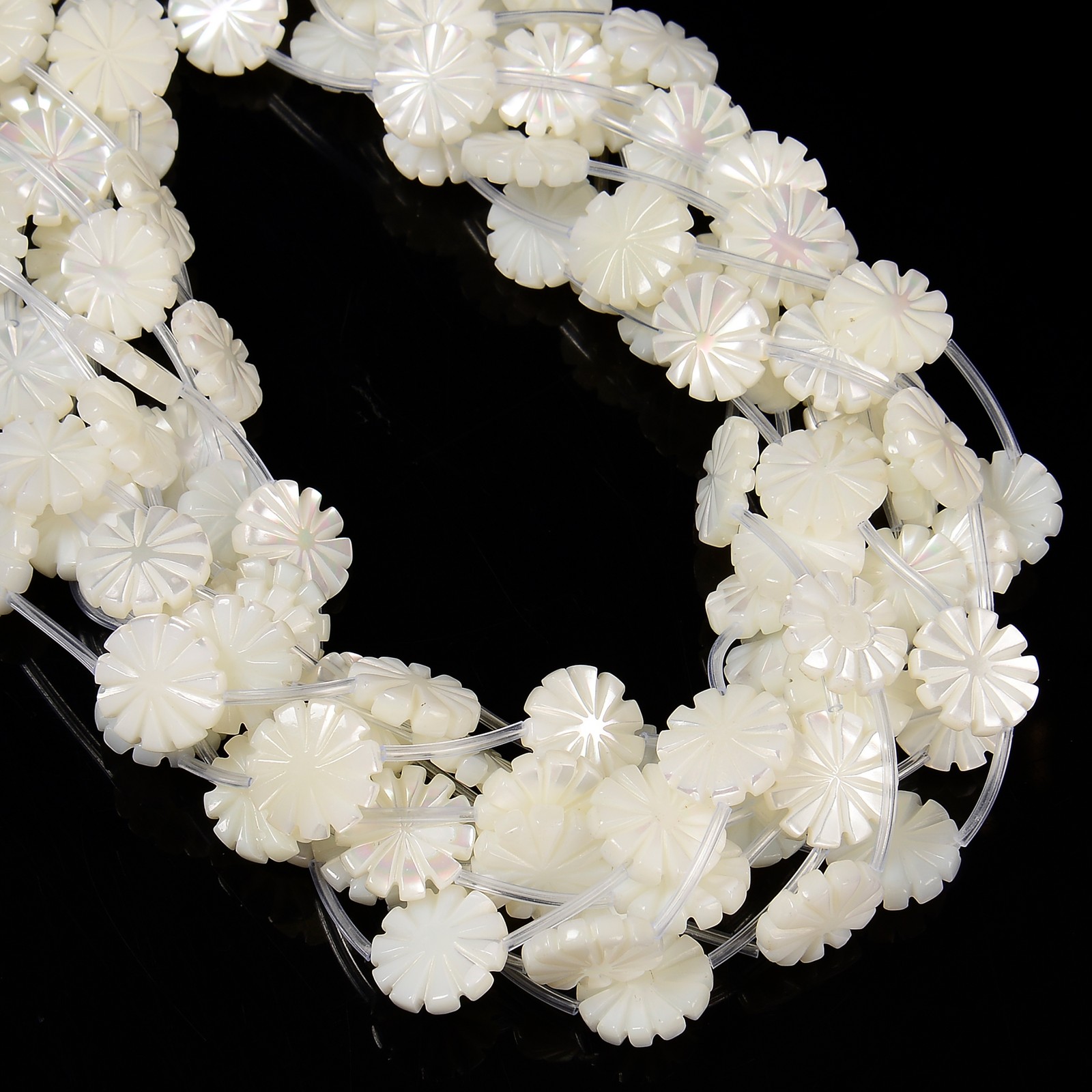Iridescent White Mother of Pearl Shell Carved Daisy Flower Beads 15mm 15.5″ Strd