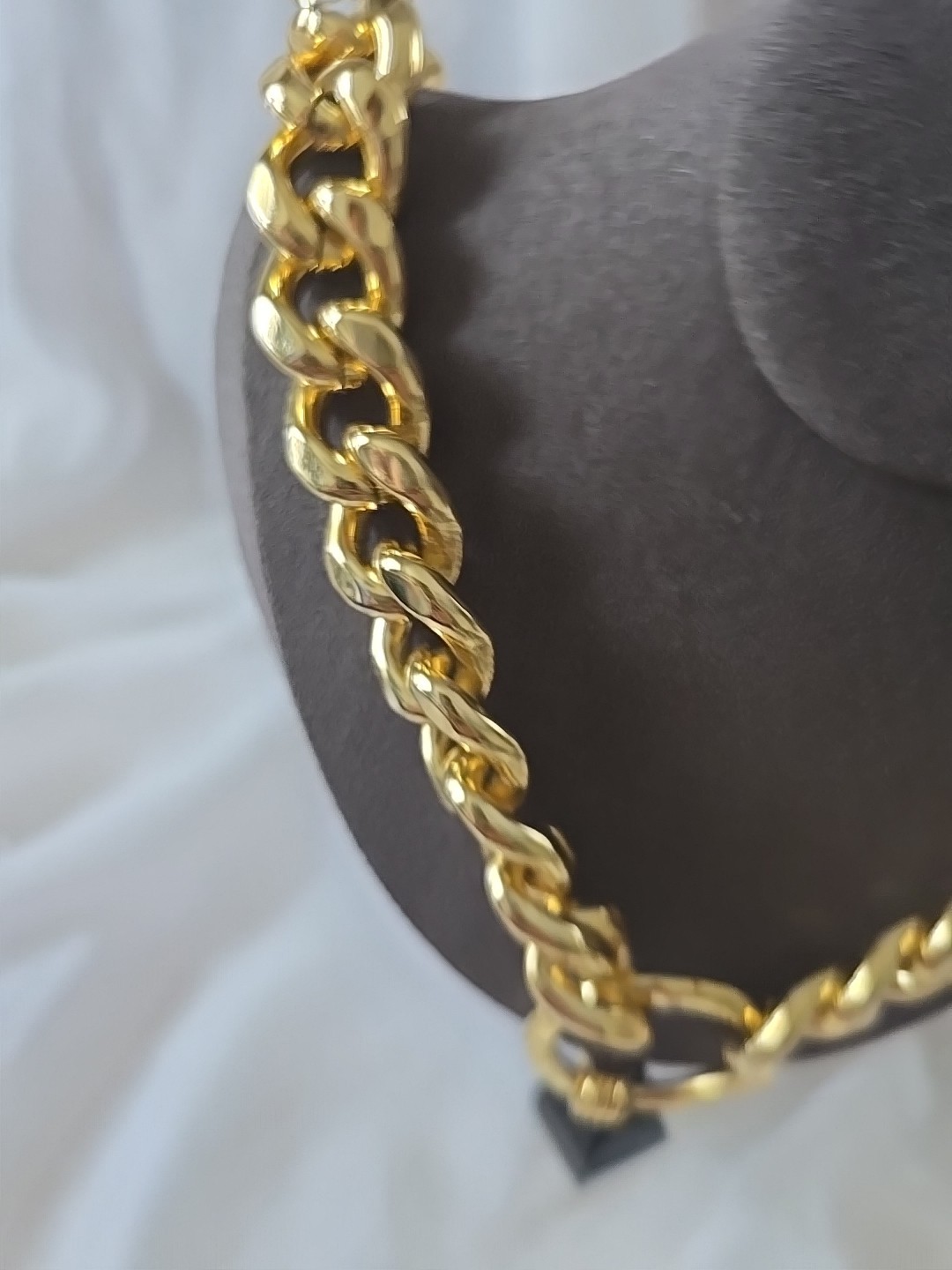 1AR M Italy by UnoAerre 18″ Heavy Gold Tone Metal Necklace Bracelet Set