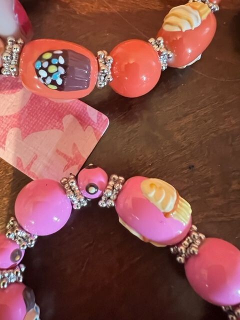 fiona Handmade Cupcake Beaded 5 Bracelets Set For Girls & a heart necklace
