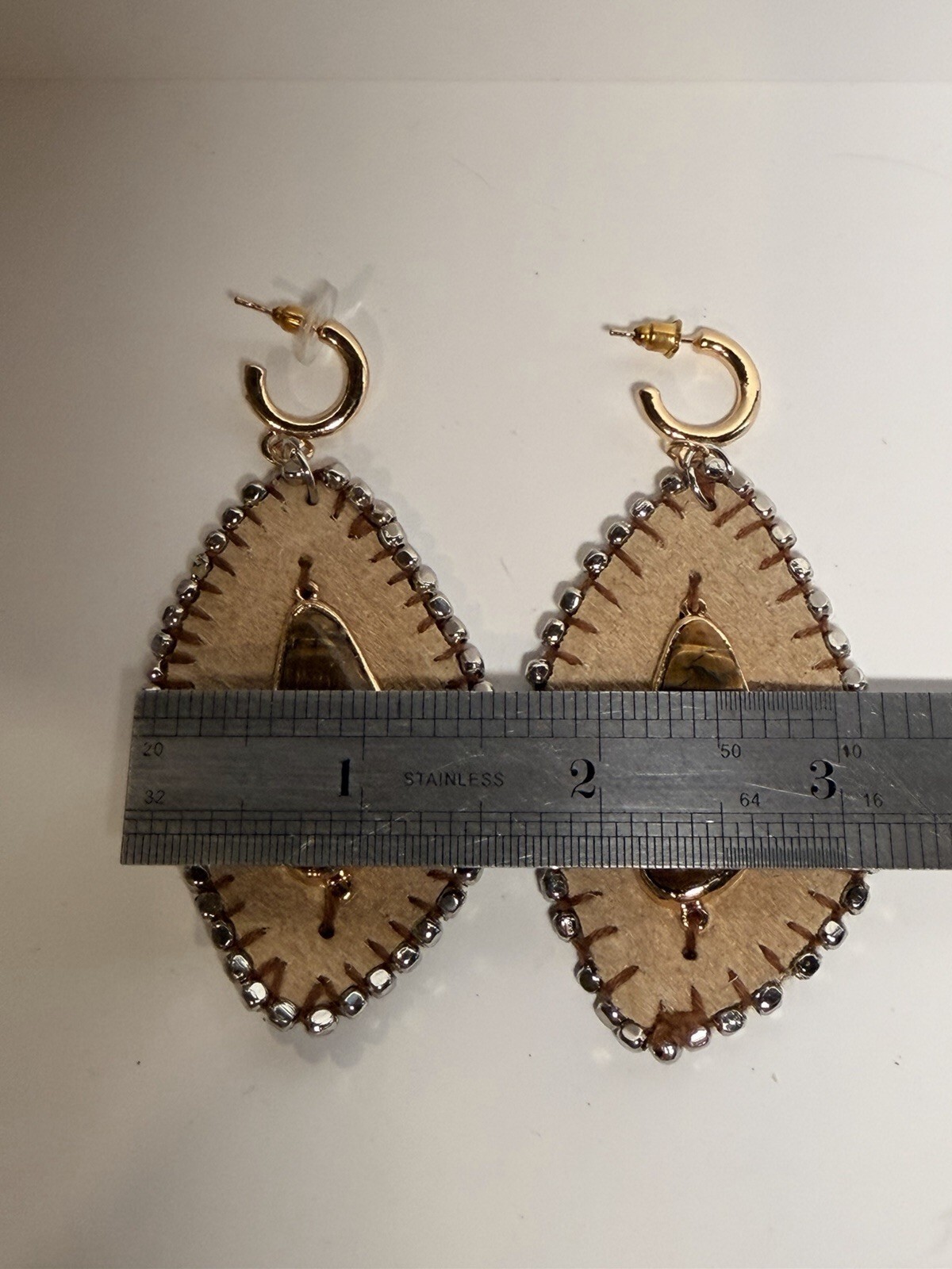 Free People Hettie Dangle Earrings Gold Tone Bohemian Boho Hippie Leather /Stone