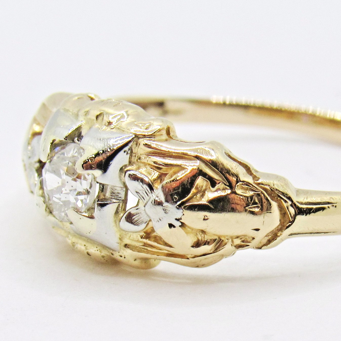 Vintage Antique 14k Yellow Gold 1/8Ct European Diamond Right Hand Estate Ring