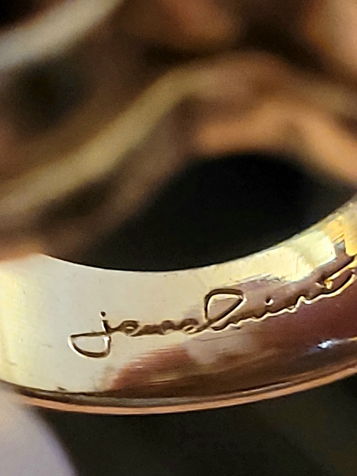 JewelMint Gold Tone Bambina Cameo Portrait Cocktail Ring Size 8 Signed