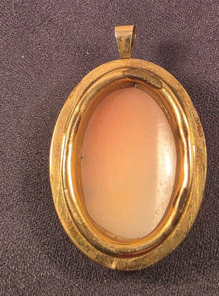 Victorian Era Carved Shell Cameo Pendant 1/20 10KT Gold Filled Stamped C.T.