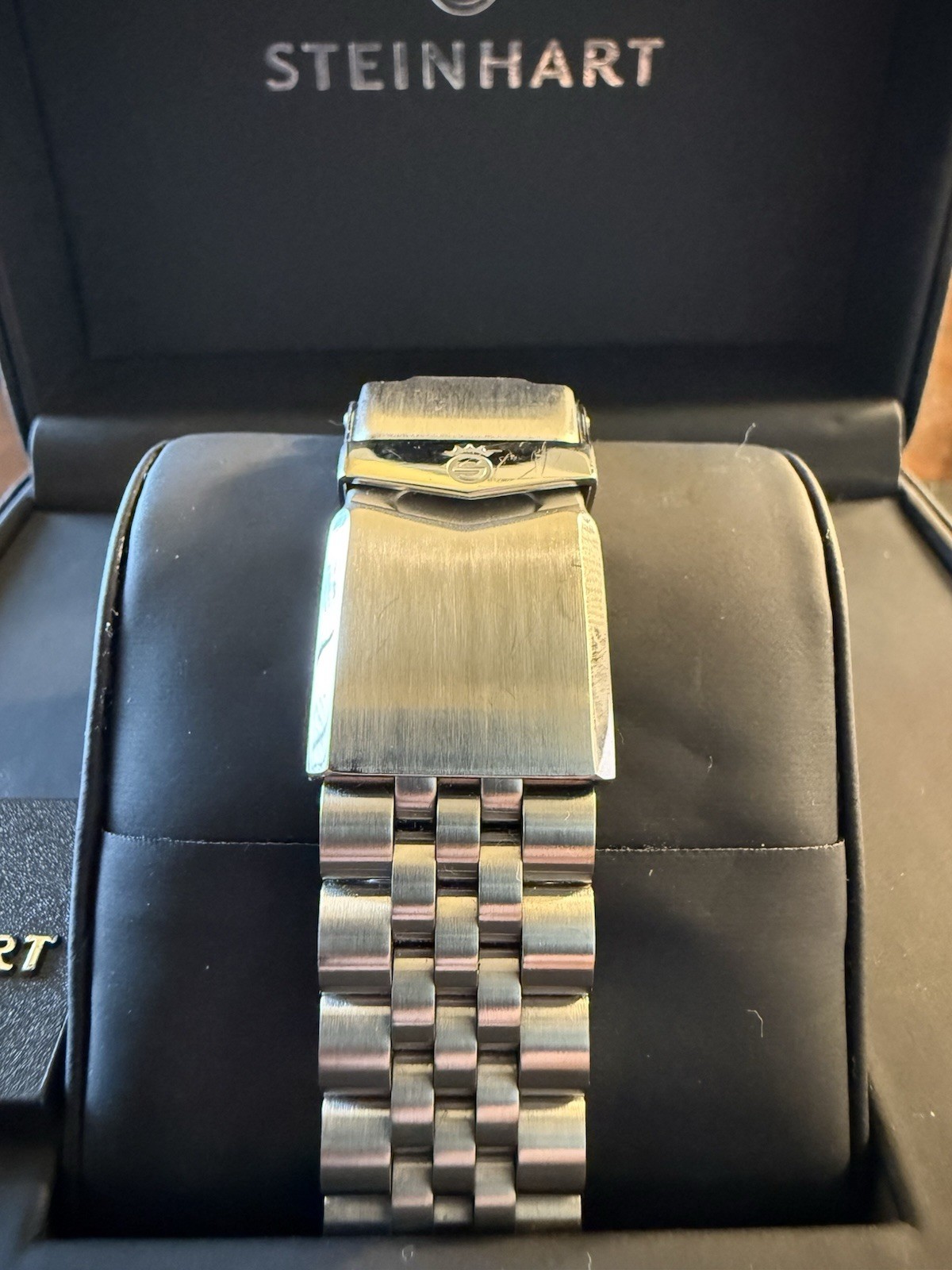 Steinhart Ocean One GMT Auto GMT Date Black Dial Red/Black Bezel 42mm 300m